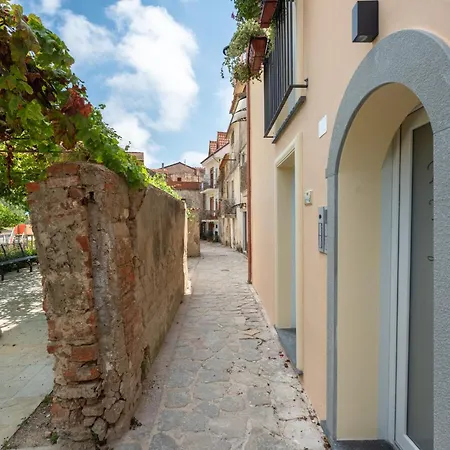Apartament Dimora Borgo Antico Lucia